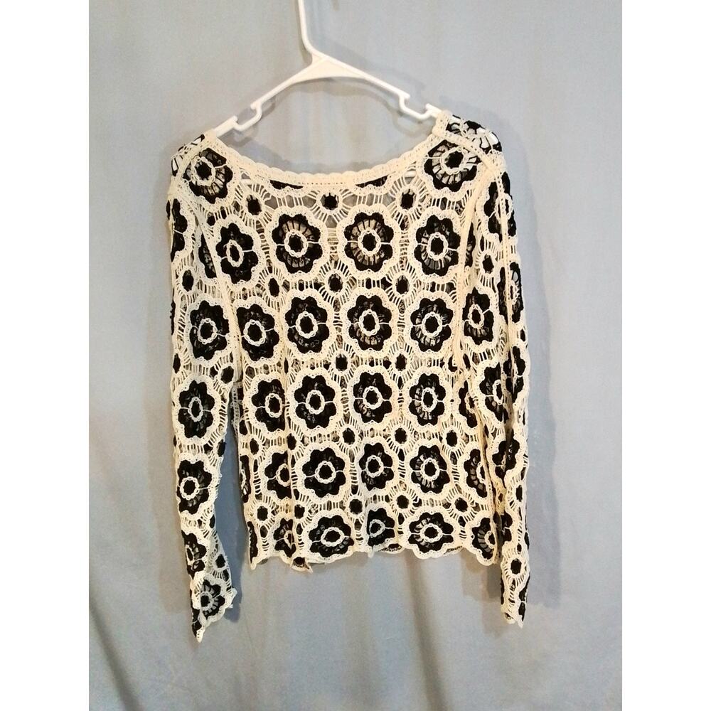 Adiva   black and white Crochet Sweater - Picture 6 of 8
